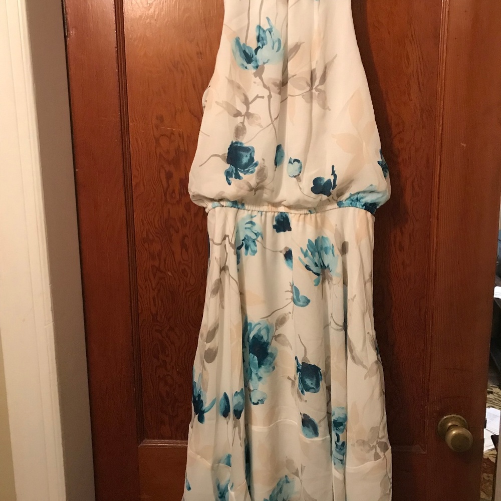 NEW Womens WHBM Halter Spring Floral Dress Sz 4